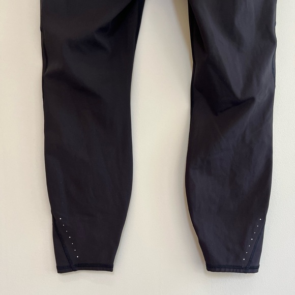 Athleta Rainier 7/8 Tights Leggings in Black, size M - Picture 5 of 9